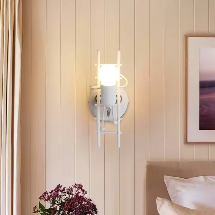 ALPINALUZ Aplique de Pared Muñeco Escalera con Detalle de Madera y Aluminio Casquillo E27 Luz Arriba para Pasillo Dormitorio - 1