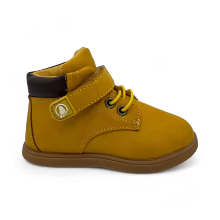 Zapatos marca Osito para infantil en color beig - 1