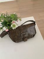 Bolso Pequeño De Cuadrado Retro Maillard Para Mujer Versátil Y Moda Nueva 2025 Bolso De Hombro Y Cruzado De Alta Calidad - details 1
