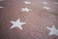 Alfombra Redonda Parentesi Quadra Vintage Estrellas Pink - Alfombra Infantil - details 1