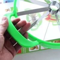 Cortador De Sandía De Acero Inoxidable Multifuncional Portátil Herramienta De Corte De Frutas Creativa Y Ahorradora De Esfuerzo - details 5