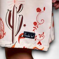 Vestido Far West Anabel Lee Mujer | Camisero Evasé Oversize | Estampado All-Over "Donde Piso Dejo Huella" - details 6