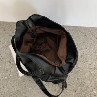 Bolso Bandolera De PU De Gran Capacidad En Color Sólido Para Mujer Estilo Retro Bolso De Hombro Suave Con Cierre De Cremallera - details 6