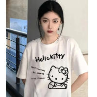 Camiseta De Algodón Kawaii Hello Kitty Para Niños Y Mujeres Estilo Y2K Coreano Manga Corta Cuello Redondo Oversized Para El Verano Moda Para Parejas - details 2