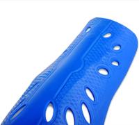 Protector De TIBIA Para Fútbol Y Soccer 1 PAIR Guardia Respirable De Plástico Para Niños Y Adultos 5 Colores - details 5