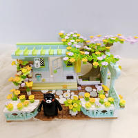Bloques De Construcción Kumamoto Oso Ciudad Vista Serie Sakura Flores Casa Barrio De Café DIY Juguetes De Bloques De País Para Niños Y Niñas - details 1