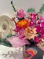 Nuevos Bloques De Construcción Románticos Y Rosa Con 749 Piezas Juguete Educativo Para Niños Decoración Creativa Para El Hogar Regalos De Festividades - details 4