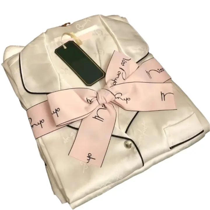 Conjunto De Pijamas De 2 Piezas Para Mujer Verano Primavera Manga Larga Estampado De Letras Sleepwear Falso Satén Casual Para Parejas - 1