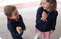 Reloj gps niño SaveFamily Relojes con GPS Enjoy Reloj Inteligente niño 7 Juegos Divertidos Videollamada Vídeo Identifica Llamadas Música podómetro Reloj GPS niños Cámara SOS Waterproof Save Family Smartwatch niños AZUL reloj inteligente NO INCLUYE SIM - details 3