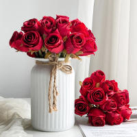 12PCS Rosas Artificiales En Silicio Para Decoración De Boda Blanca Regalo De San Valentín Decoración De Mesa En Casa Estilo De Flores Falsas - details 1