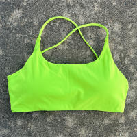 Sujetador De Fitness Para Mujer En Color Sólido Con Espalda Cruzada Y Holes Con Almohadillas De Pecho Top Deportivo De Gimnasio Push Con Cuatro Strapas - details 9