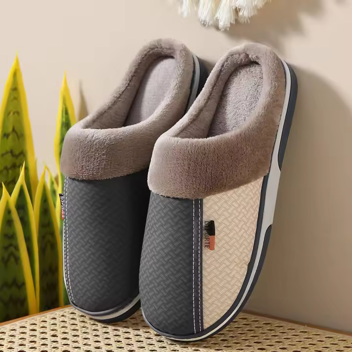 Nuevos Pantuflas De Piel De PU Para Hombre Invierno Cálidas Impermeables Antideslizantes Suaves De Plush Para Uso Doméstico Y Externo - 1