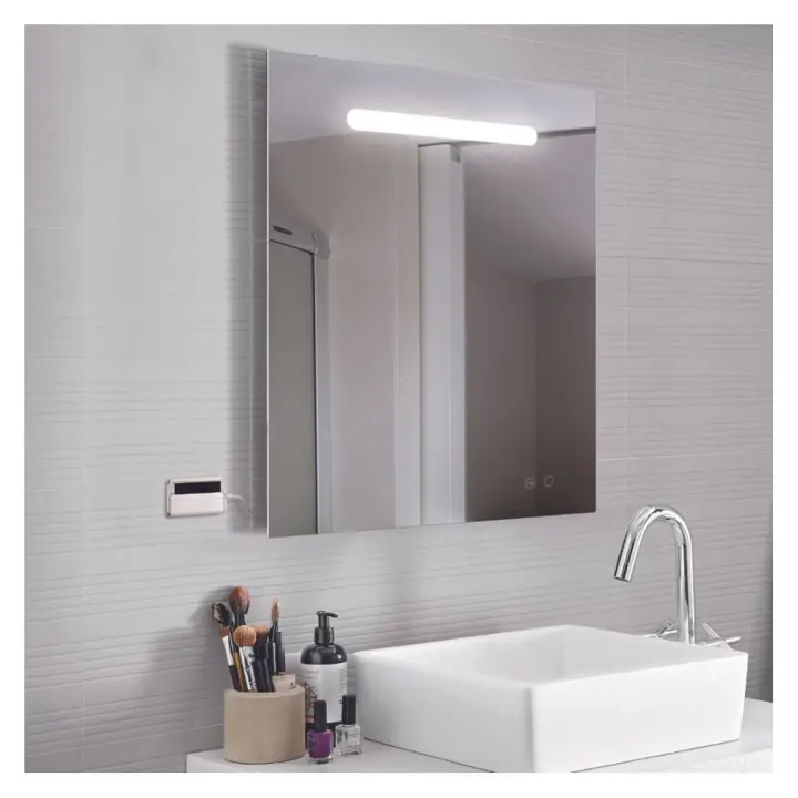 Espejo de Baño Rectangular con Luz LED, Antivaho y Puerto USB - Luz Blanca Fría (5700K) | Modelo Alava - 1