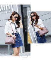 Bolso de mujer sencillo de moda de estilo coreano nuevo de verano 2021, bolso Boston con patrón de lichi de superficie suave, bolso bandolera grande para mujer - details 2