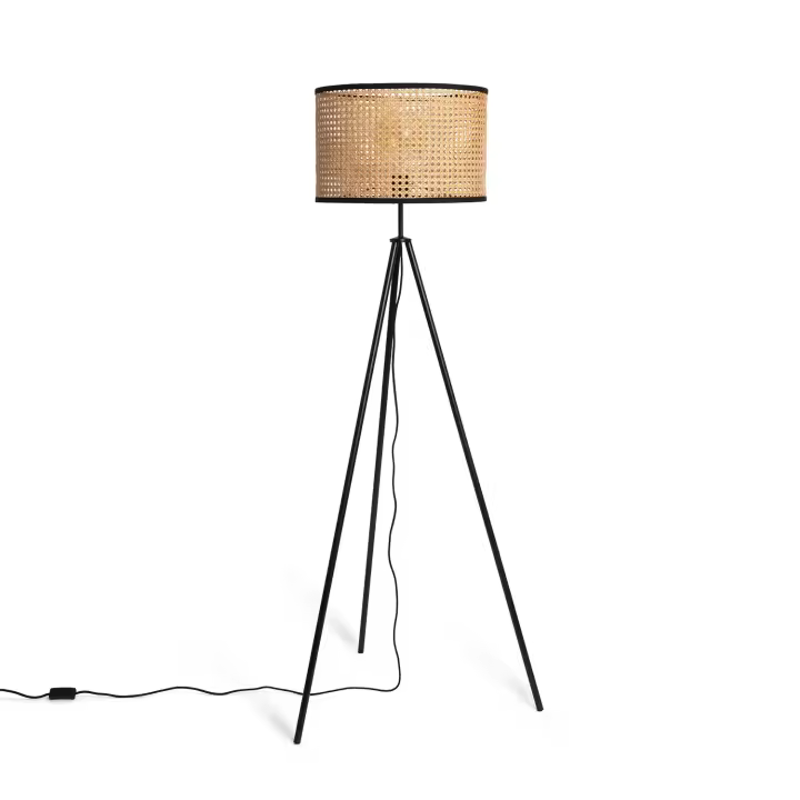 LEDKIA LIGHTING - Lámpara de Pie Ratán Huela | Diseño Rústico y Elegante | Compatible con Bombillas LED E27 | Para Salón, Dormitorio | Altura 1450 mm, Natural, Metal - 1