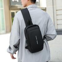 Bolso De Hombro Para Hombre Con USB Multifuncional Antirrobo Cruzado Viaje Sling Bolsa De Pecho Estilo Casual Tote Unisex - details 2