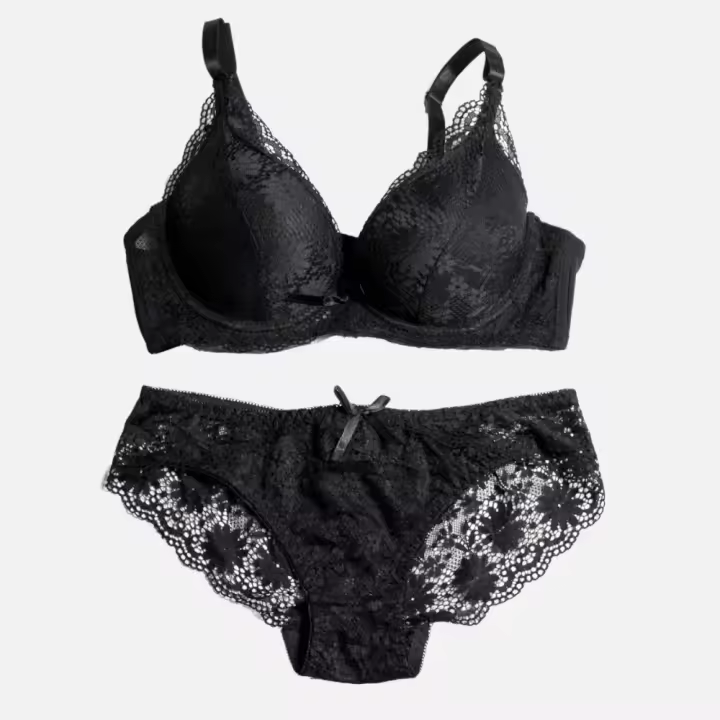 Sujetador push up y braguita de encaje conjunto de lencería color negro ajustable, sensual y cómodo, ropa interior de mujer Le Côté Chic - 1