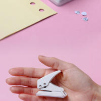 Mini Prensa De Agujeros Anillo Portátil Kawaii Para Papel Oficina Escuela Suministros De Encuadernación Estación De Trabajo - details 14