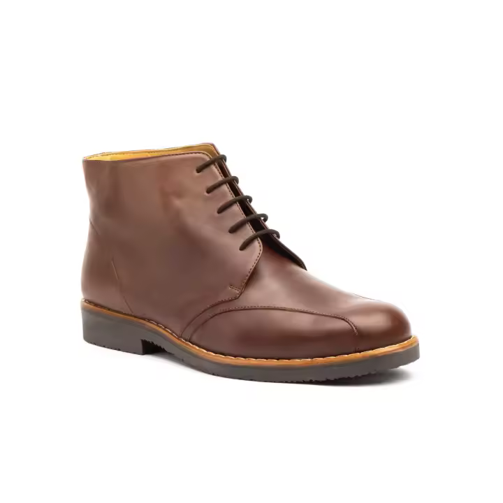 MºNK-871 Marrón  Hecho en España Botín Hombre Piel Marrón Numeración: 39-44 Marca: Nikkoe Experimenta la resistencia y durabilidad con estos botines de corte en piel genuina. Su diseño clásico en color marrón combina a la perfección con una v - 1