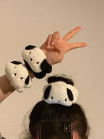 Sanrio Pochacco Muñequera De Plush Para Niñas Accesorio De Cabello Y Deporte Con Diseño De Dibujos Animados Regalo Ideal Para Niñas - details 2