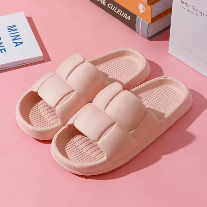 Sandalias De Verano Suaves Para Hombres Y Mujeres Pantuflas De Nube Silenciosas Antideslizantes Para Baño EVA Sandalias De Playa Casual - 1