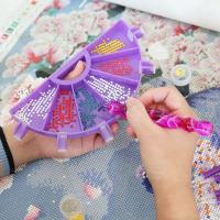 Limpieza De Pincel Con Gran Capacidad Para Perforación De Diamantes Herramientas De Paleta Cruzada Platos De Bricolaje Y Plástico Para Bordado Moderno - details 12