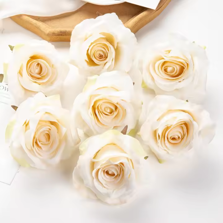 10/50pcs Cabezas De Rosa Silken Para Bodas Jardines Arches Navidad Decoraciones De Hogar DIY Cajas De Dulces Broches Estilo Floral - 1