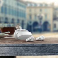 PHILIPS TAT2206WT/00 Auriculares inalámbricos Color Blanco, Bluetooth, con estuche de carga de Hasta 18 horas de reproducción, IPX4 - details 0