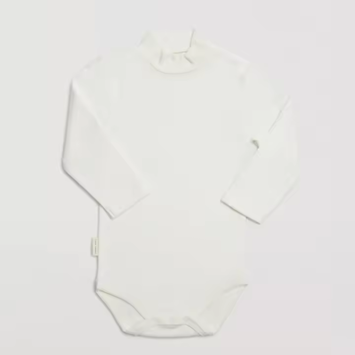 Body semicisne blanco con corchetes ysabel mora - 1