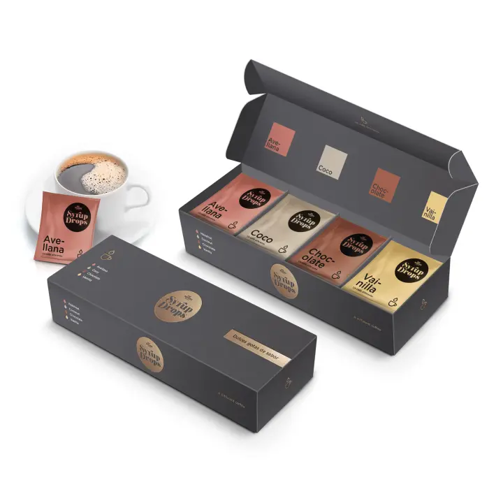 Syrup Drops gotas de sabor - Estuche de sabores. Monodosis de sirope con a sabor Vainilla, Chocolate, Avellana y Coco, para endulzar café, postre, batidos y mucho más. 24 Sobres monodosis de 8ml. - 1