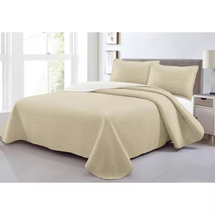 Colcha Bouti de Verano Reversible Lisa en Beige/Blanca   | Acolchada Fina y Termosellada | Incluye Fundas de Cojín Mommata - 1