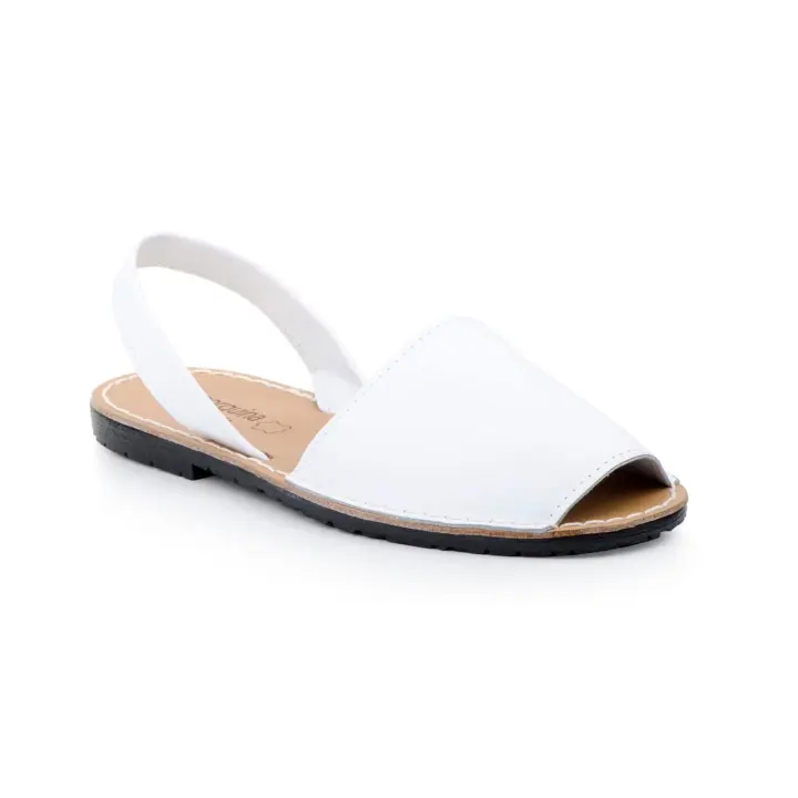 6700 Blanco -Negro -Marino y Marron Hecho en España Menorquinas Ibicencas Hombre Piel Blanca-Negro -Marino y Marron Planta Acolchada Numeración: 39-46 Marca: Menorquinas ACOLCHADA piel muy suave muy comodas e ideales para el verano - 1