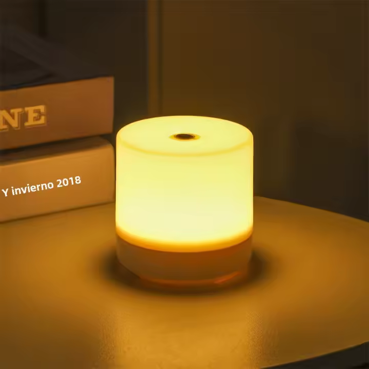 Lámpara De Noche LED Táctil Para Niños Con Carga USB Y 3 Modos De Iluminación Regulable Luz De Lectura Para Dormitorio Protección Ocular - 1