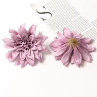 5Pcs Cabezas De Flores Artificiales Dahlias Para Decoración De Navidad Hogar Y Habitaciones Bodas Y Murallas Accesorios De Flores Falsas - details 4