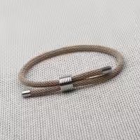 Pulsera De Hilo Simple Con Hebilla De Acero Inoxidable Amuleto Rojo Y Negro No Desvanecido Para Amigos Pulsera De Suerte - details 10