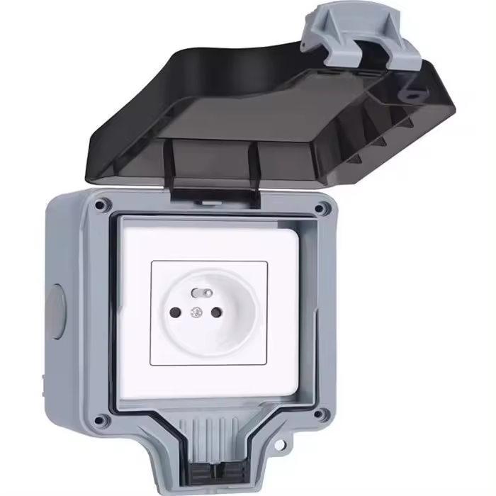 Toma de Corriente exterior impermeable NetBoat IP66 de 16 A - 1