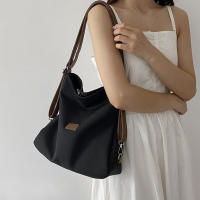 Bolso De Hombro Para Mujer Con Manija De Lujo Nylon Casual Tote Bolso Cruzado De Diseñador Bolso De Viaje Suave Con Bolsillo Interior De Cierre De Cremallera - details 9