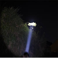 Linterna De Búsqueda LED Potente Recargable Con 2 Modos De Iluminación Torcha Eficiente Para Emergencias Senderismo Camping - details 16