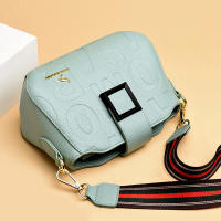 Bolso Bandolera De Mujer Con Hebilla Cuadrada Capacidad Grande Estilo Casual Lujoso Diseñador Bolso De Mano Para Viajes - details 2