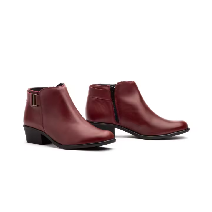 Mº6300 Burdeos Hecho en España Botín Mujer Piel Burdeos Hebilla Tacón Numeración: 35-41 Marca: JAM Color: Burdeos BOTIN TOBILLERO TACON BAJO TIPO CAWBOY TODO EN PIEL CON ADORNO HEBILLA LATERAL MUY COMODO Y ELEGANTE - 1