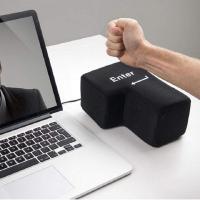 Almohada Negra with Boton Enter, Peluche con cable USB, Tecla Enter grande que Alivia el estrés, (Negro) - details 1