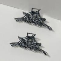Pinza Para El Pelo De Halloween Con Diseño De Red De Araña Y Pez Grande Accesorio Creativo De Metal Aleación Para Mujer - details 4