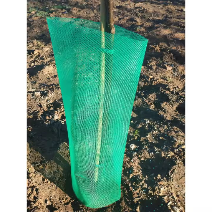 Protector arbol Malla 60 cm de Altura - Pack de 20 uds. Este tipo de protectores está indicado para zonas calurosas donde la planta en los primeros estados de su vida necesita mucha aireación. - 1