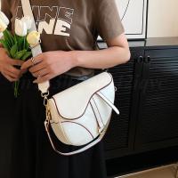 Bolso De Hombro Pequeño De Cuero PU Impermeable Para Mujer Mini Bolso Hobo Sólido Bolso De Silla Bolso De Mano Top Para Damas - details 17