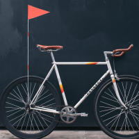 Bandera De Seguridad Para Bicicleta Con Palo De Fibra De Carbono Y Bandera Colgante Triangular Para Niños - details 3