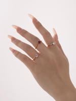 Encanto Anillo de circonia roja y rosa de lujo para mujer, de acero inoxidable, chapado en oro, Simple, para boda, regalo de joyería, resistente al agua
acero inoxidable con circonita cúbica impresionante ovalada clásica de lujo para mujer, joyería - details 3