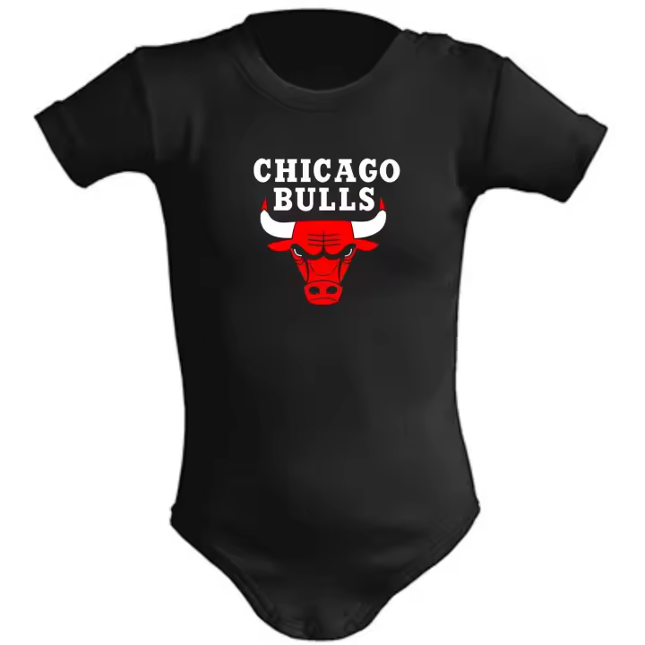 Body de bebe - -Chicago Bulls  -  100% algodón - con broches de cerramiento en cuello y entrepierna - Marca JHK - Solo en color negro - 1