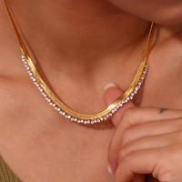 Collar De Cadena AAA De Cúbicos Circonitas E.B.belle Para Mujer Plata De Acero Inoxidable Con Capa De Oro Estilo Herringbone - details 8