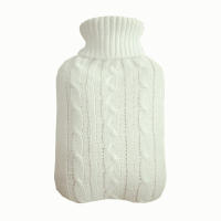 Botella De Agua Caliente De Goma Natural Grande 2L Con Funda De Felpa Sintética Faux Fur Para Calidez Y Confort - details 1
