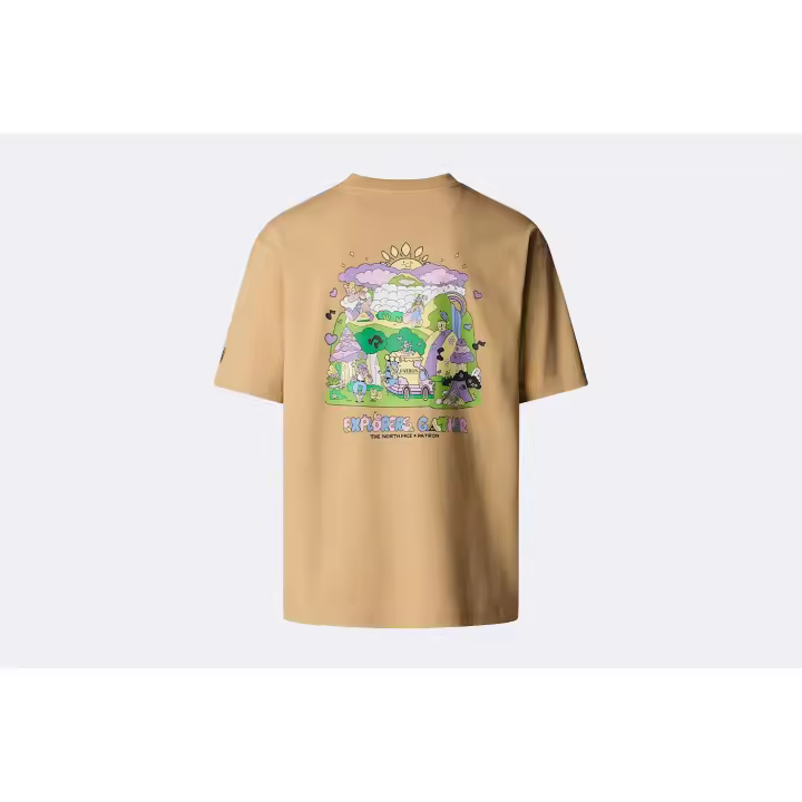The North Face | Camiseta unisex oversize Mountain Cleanup en color Khaki Stone - 1